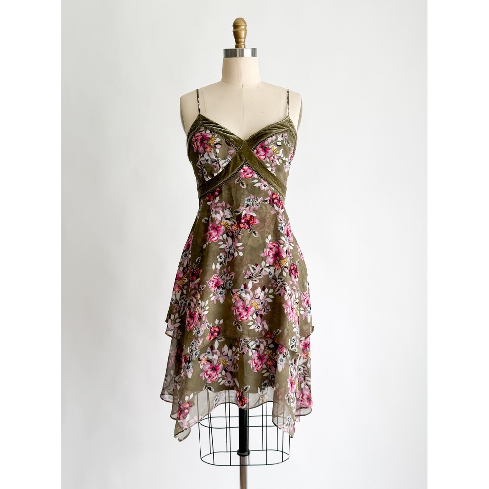 White House Black Market Floral Midi Dress Fairycore Olive 0 Velvet Trim Smocked
